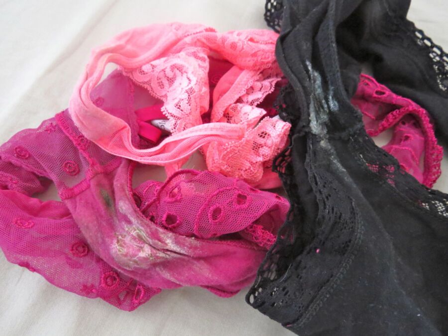 Panties of her week ... which one ?