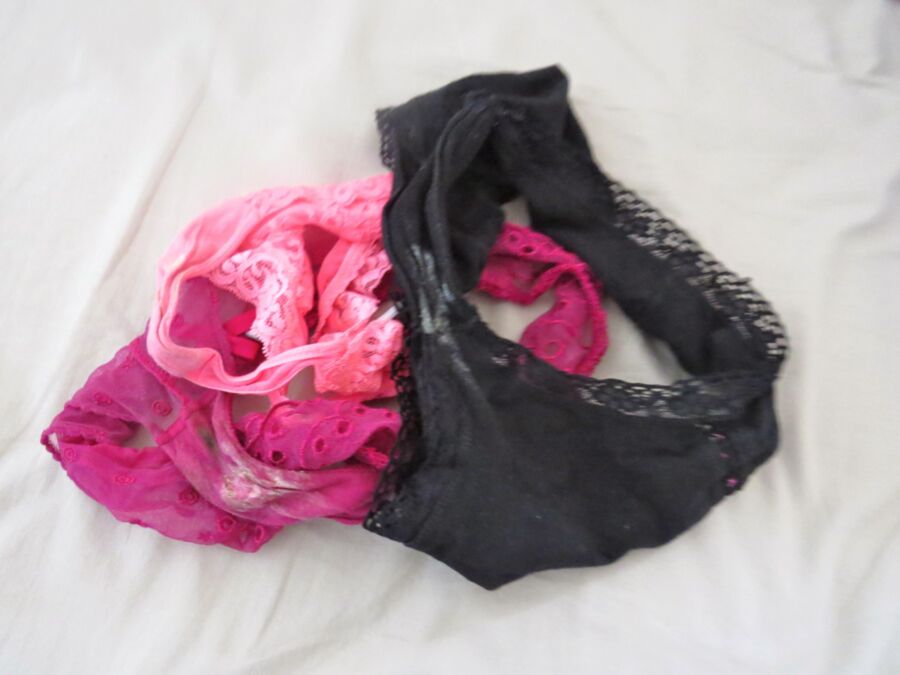 Panties of her week ... which one ?