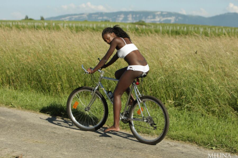 Girls On Bikes (Pedaling)