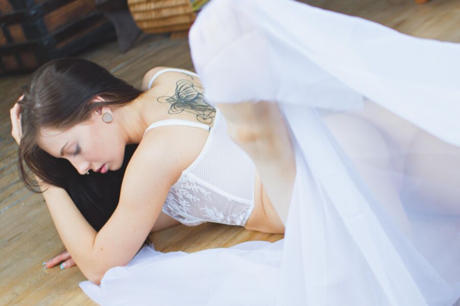 Suicide Girls - Ellie - Lucid Dream