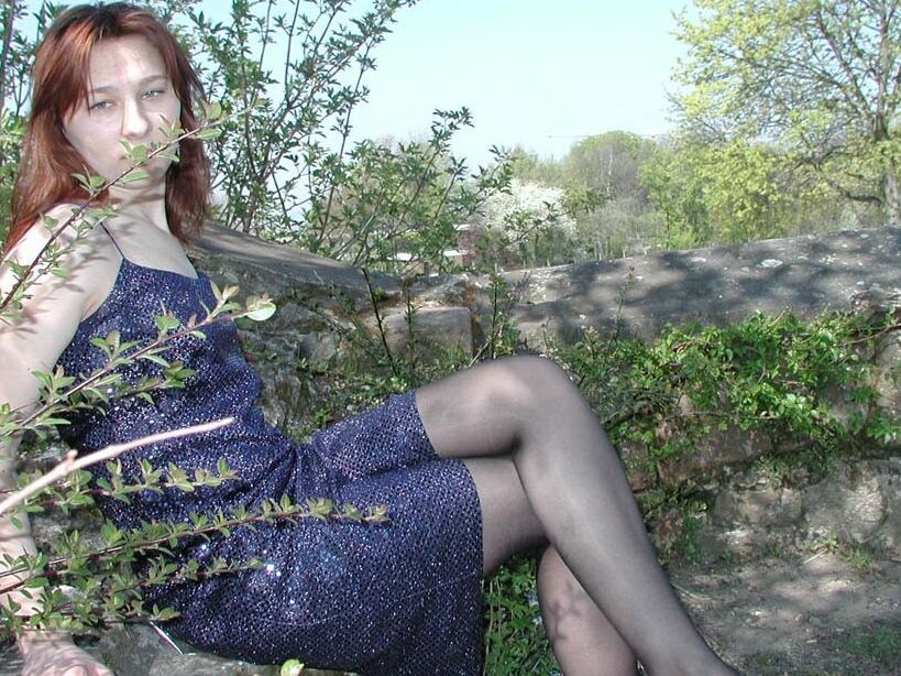 Annette german teen in pantyhose (Waldboden)