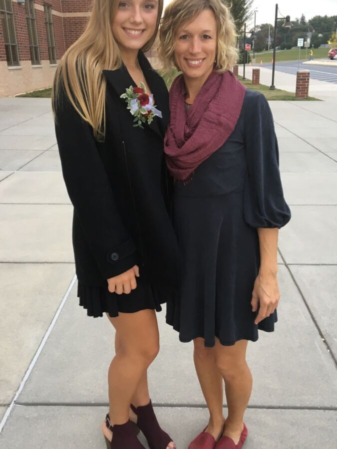 Mom or Daughter 5?