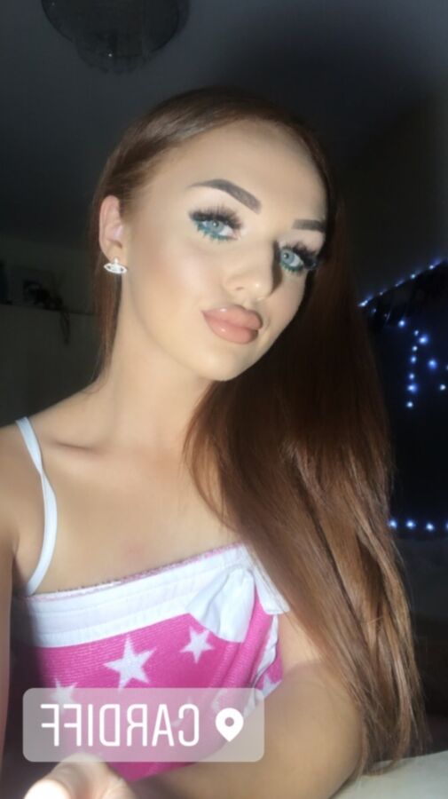 Mackenzie - Fuckable hypersexualized Chav - Chavs