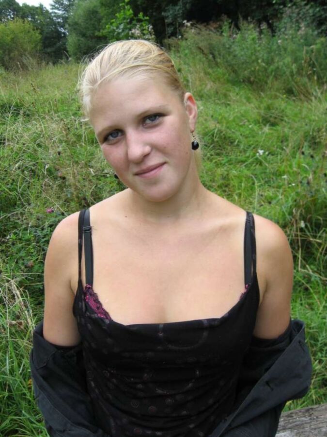 Cute blonde titty teen flasher