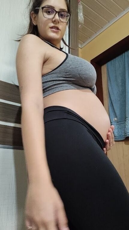 Juliagoddess amateur pregnant teen