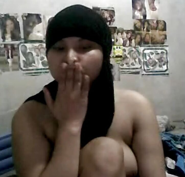 hijab teen web cam