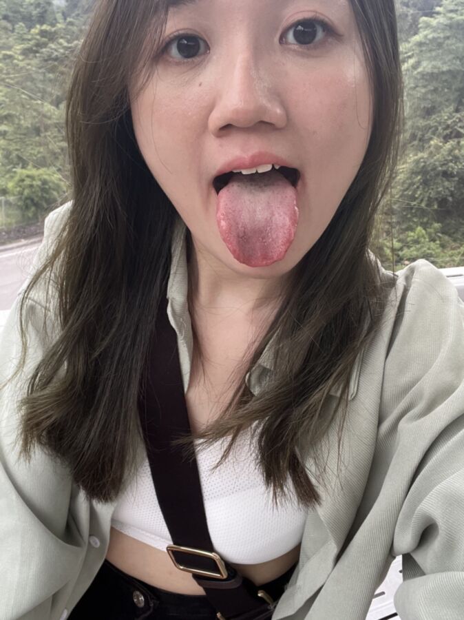 Asian girlfriend tongue