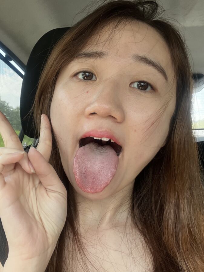 Asian girlfriend tongue