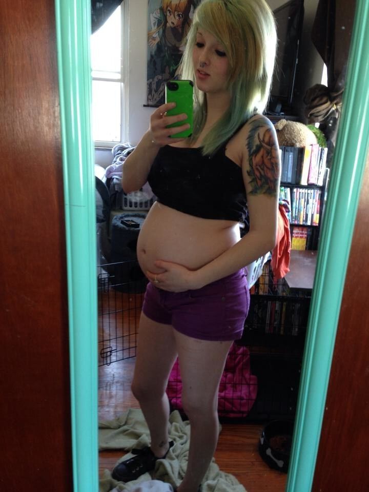 Selfies de garotas punk preggo