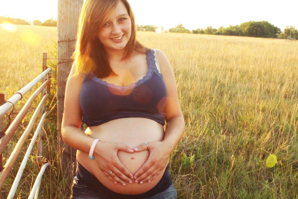 Pregnant teen