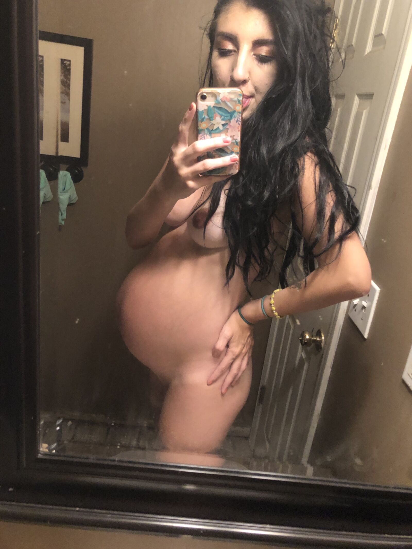 Pregnant teen