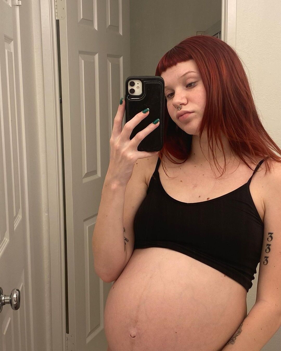 Pregnant teen goth