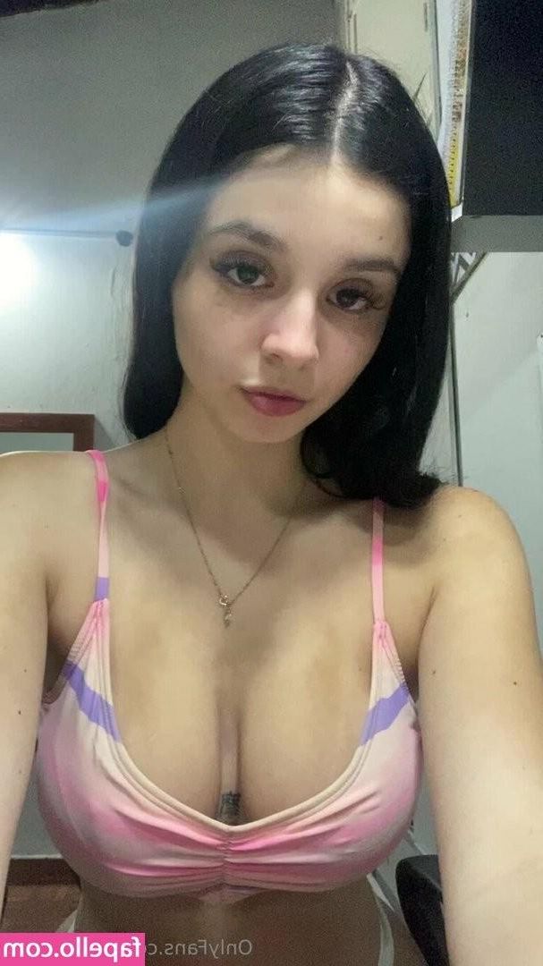 Tetona Flaca Latina