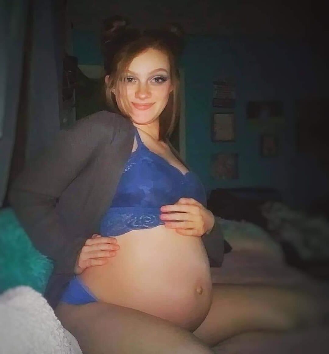 Pregnant teen 70