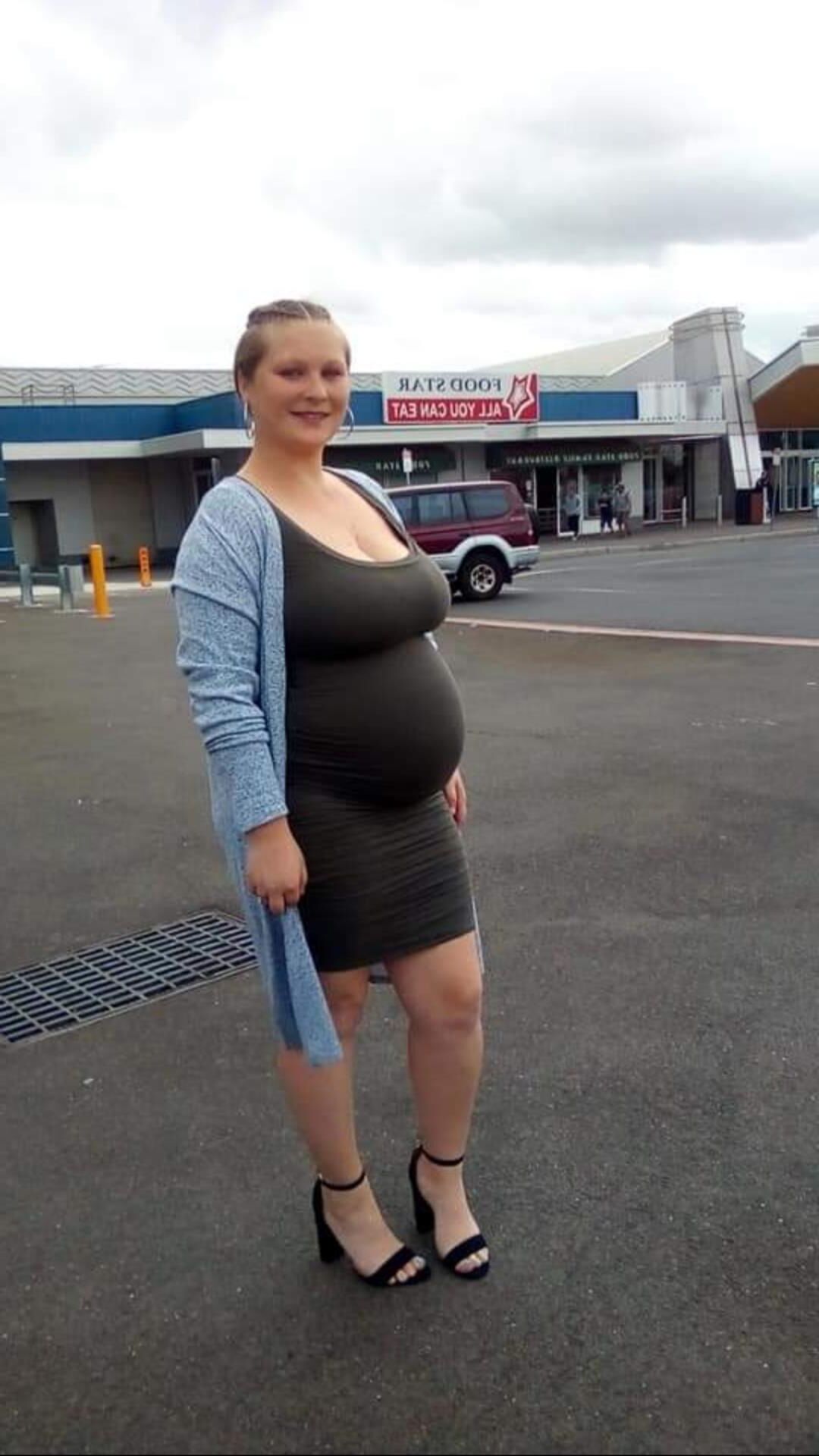 Pregnant teen 54