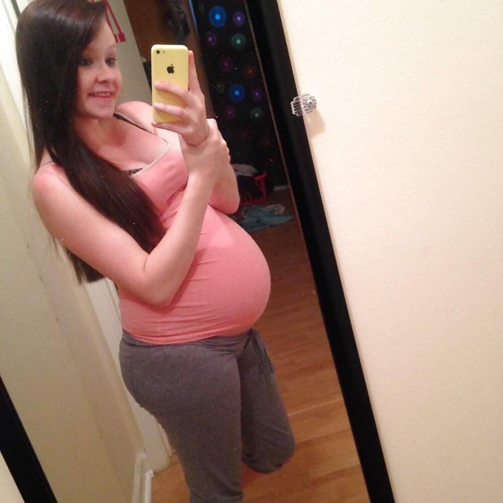 Hot Pregnant Teen