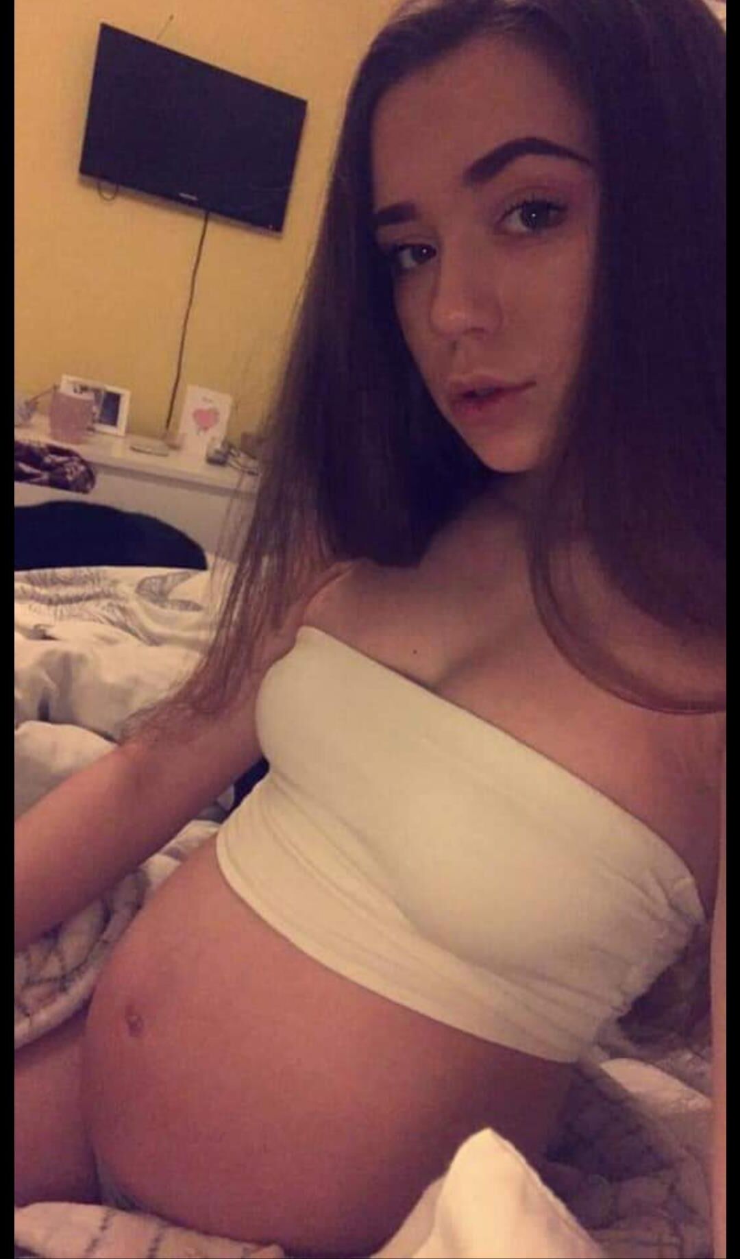 Pregnant teen 64