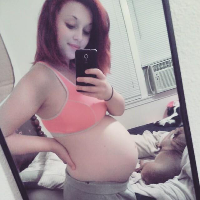 Super Sexy Pregnant Teen!