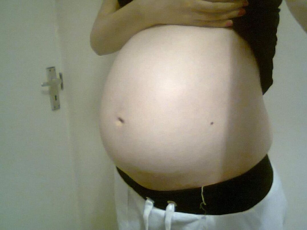 jeune Enceinte 14