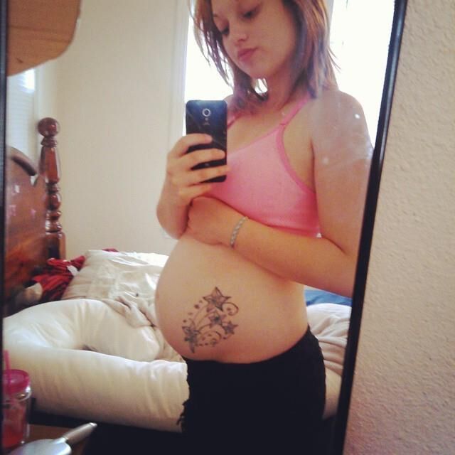 Super Sexy Pregnant Teen!