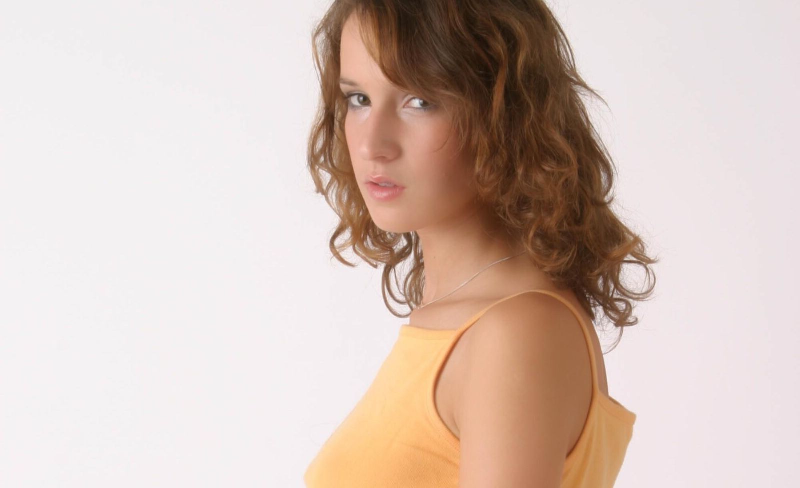 Chica solitaria 0048
