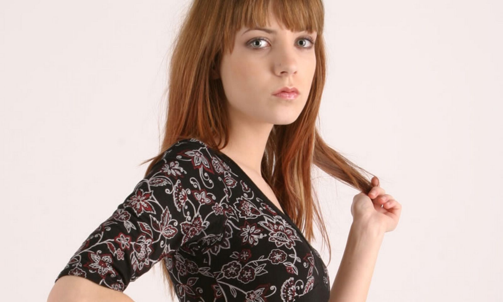 CZ Adela 011