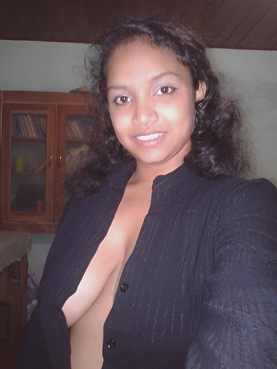 India adolescente tetas grandes selfie puta