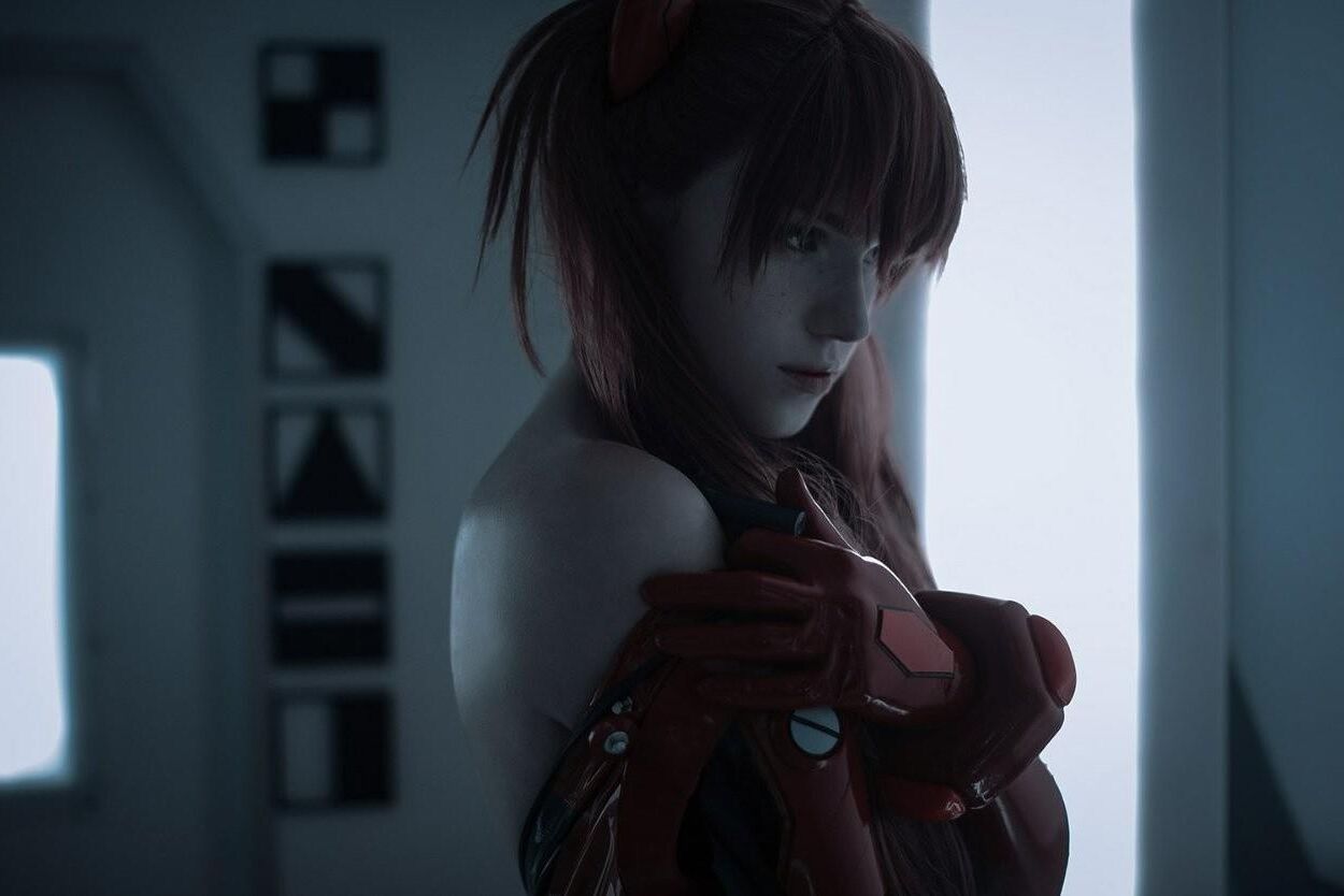 Shirogane (Sasha Holland)   Asuka