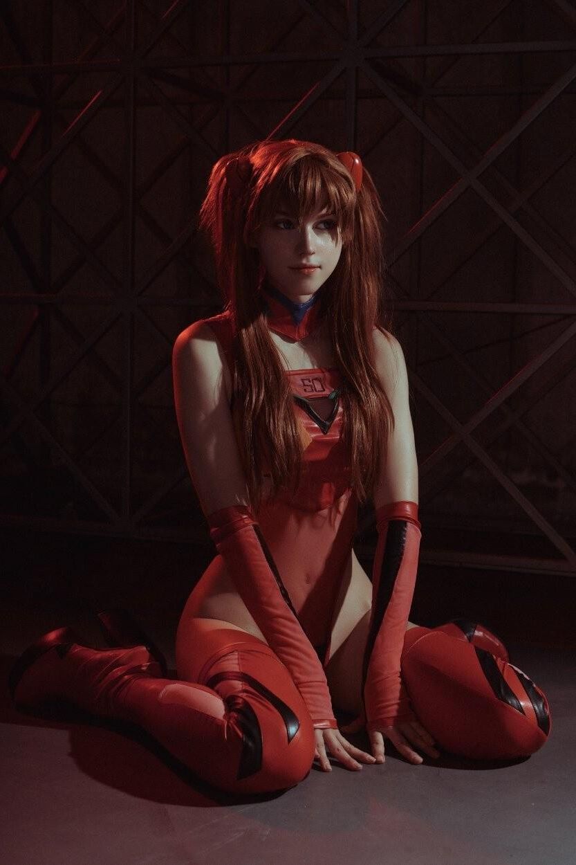 Shirogane (Sasha Holland)   Asuka