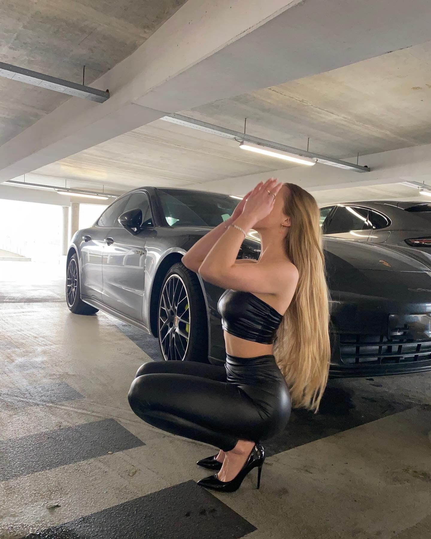 Shiny Girls and Cars of Insta