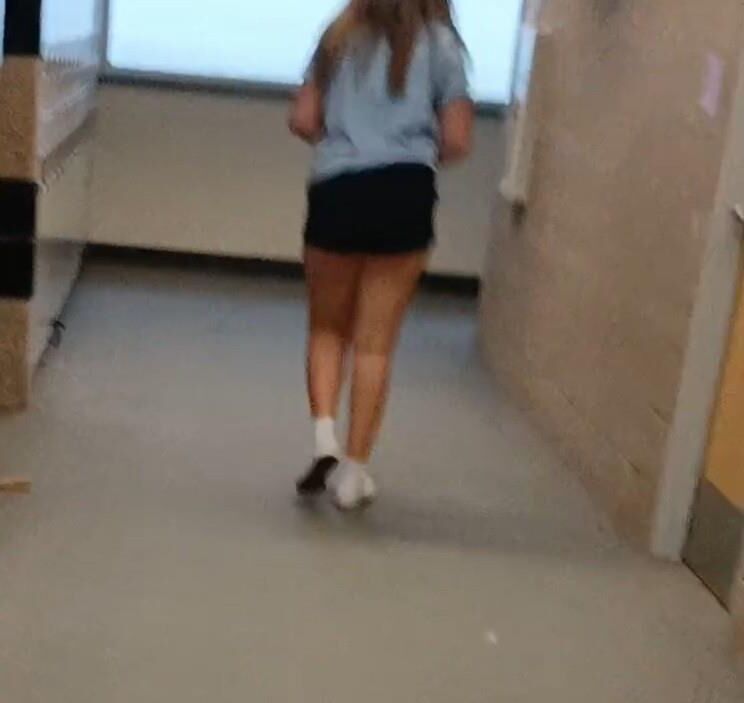 Creep shots: fresh teens