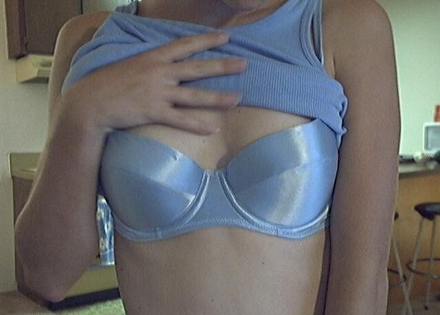 Soutien-gorge adolescents...(II)