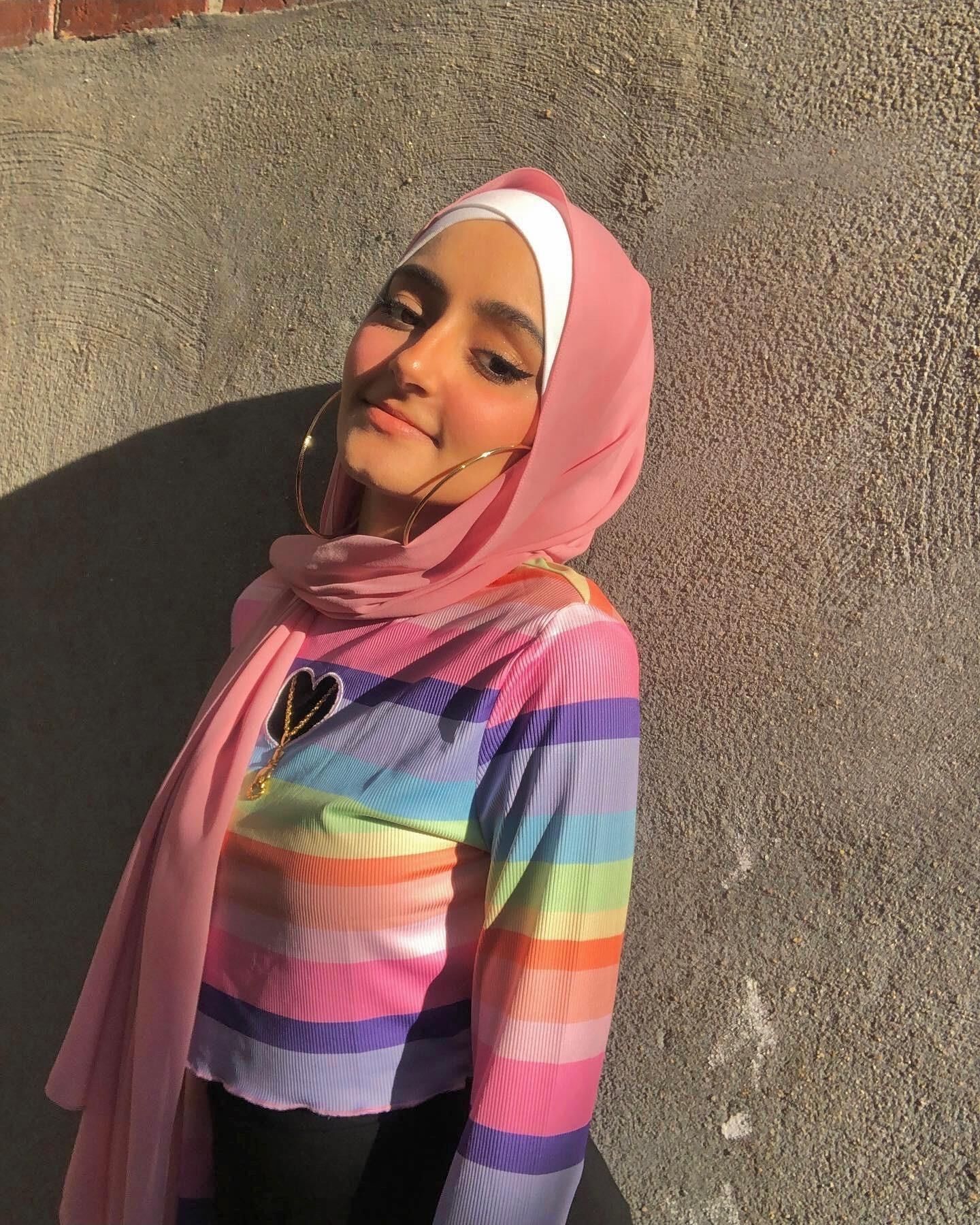 Luli Adolescente Hijabi Menina