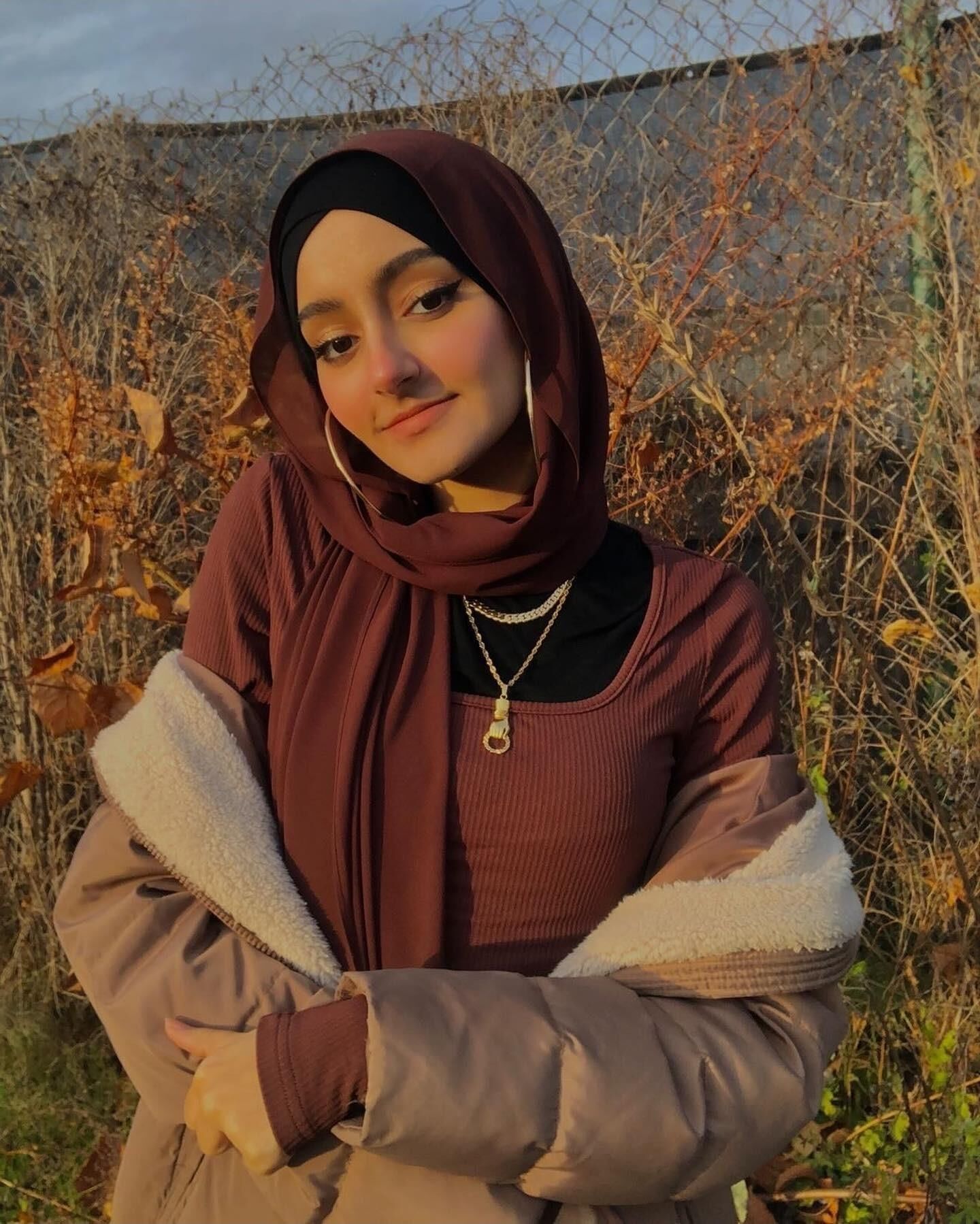 Luli Adolescente Hijabi Menina