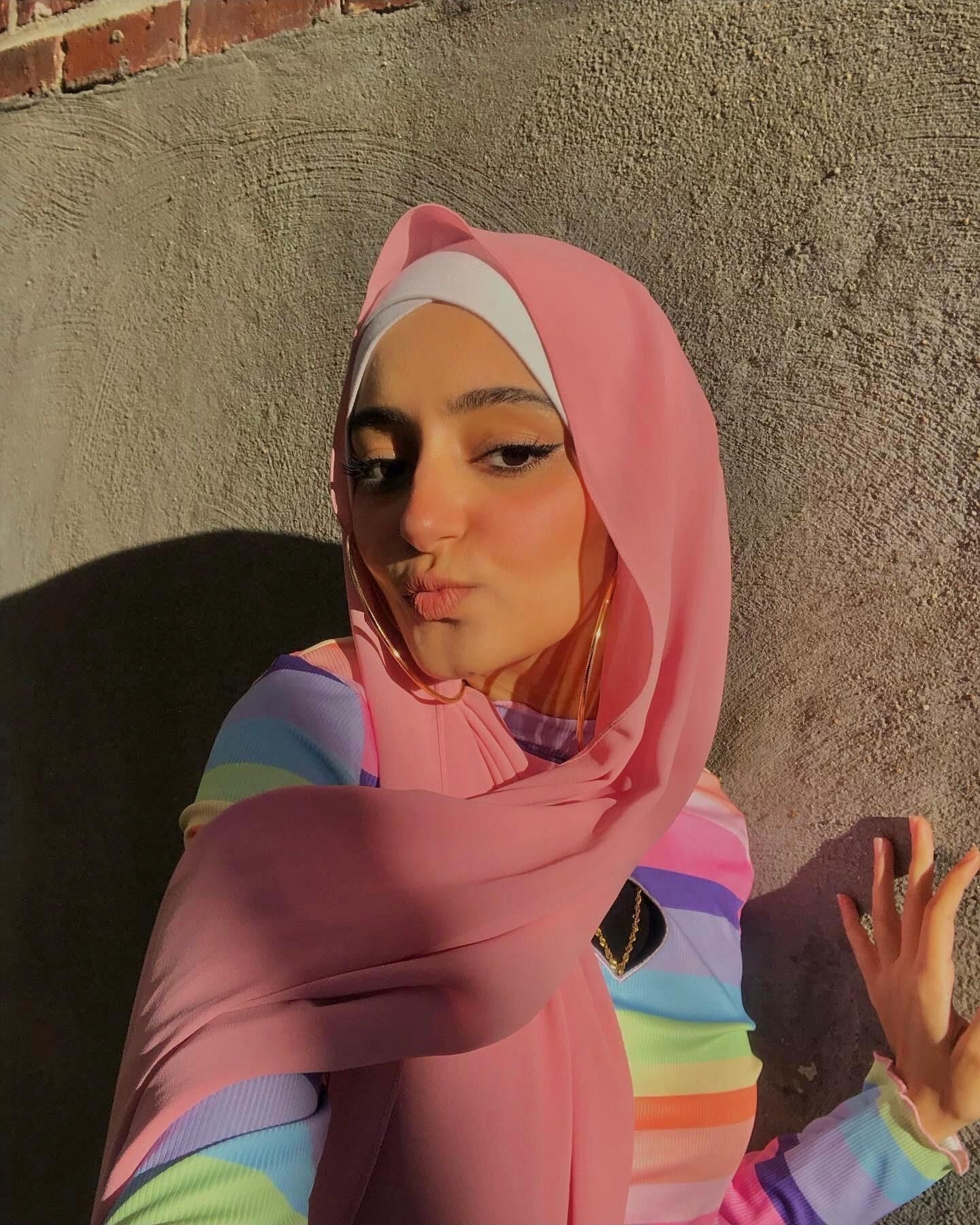 Luli Adolescente Hijabi Menina