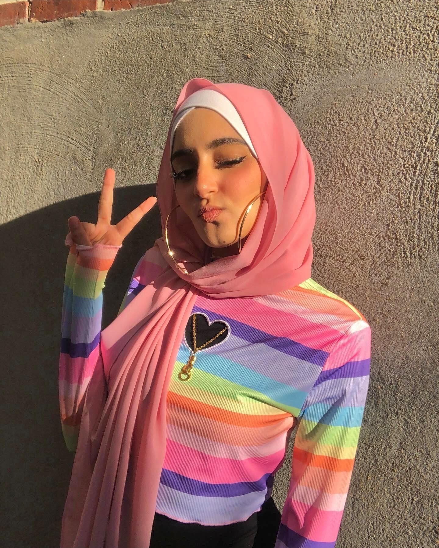 Luli Adolescente Hijabi Menina