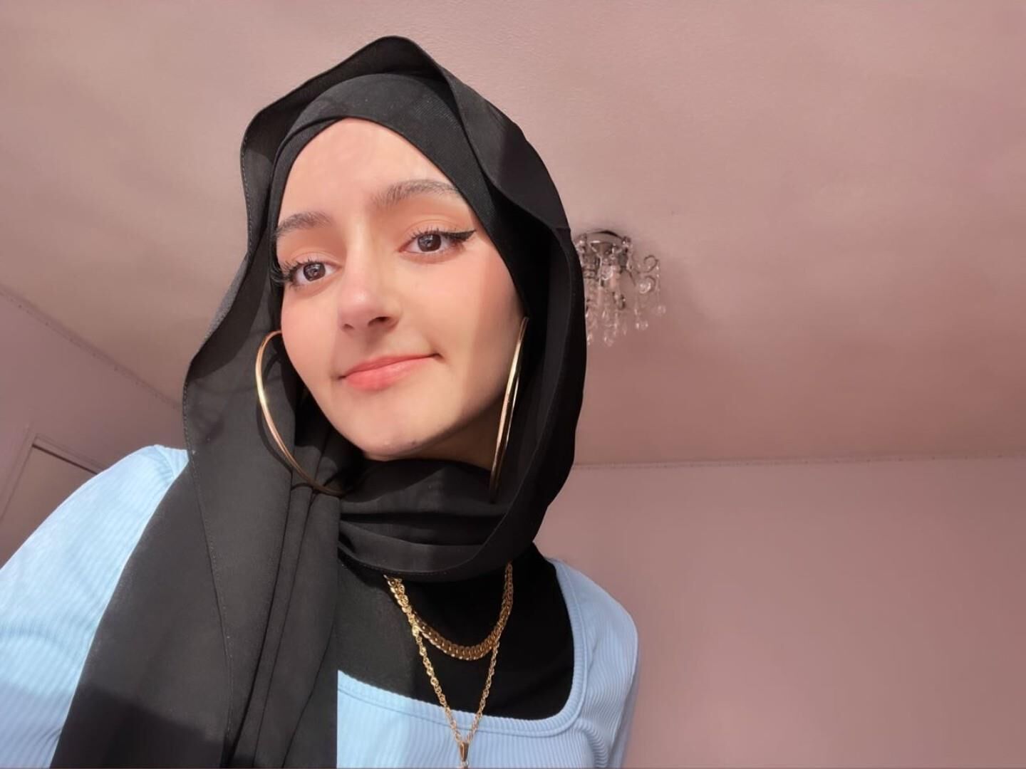 Luli Adolescente Hijabi Menina