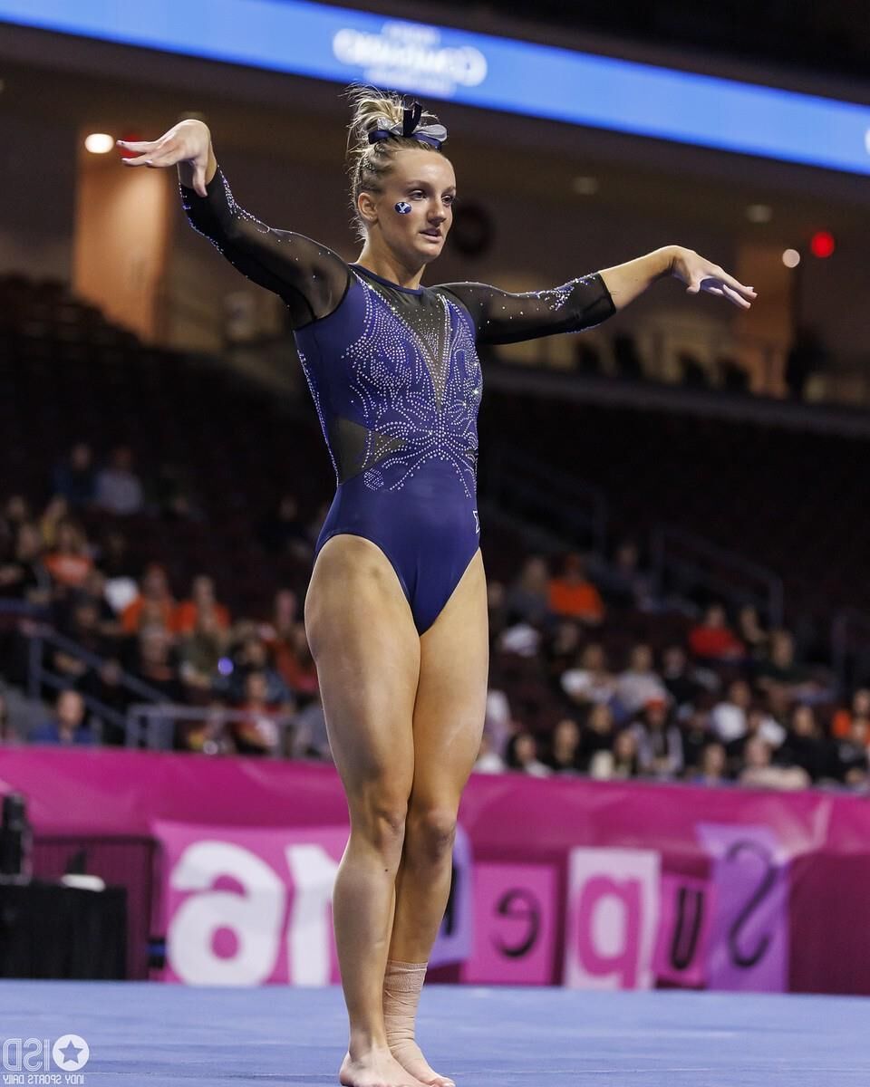 Very Hot College Gymnasts Part 