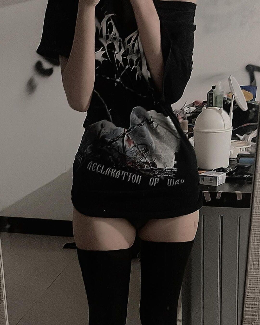 emo femboy cutie no desnuda