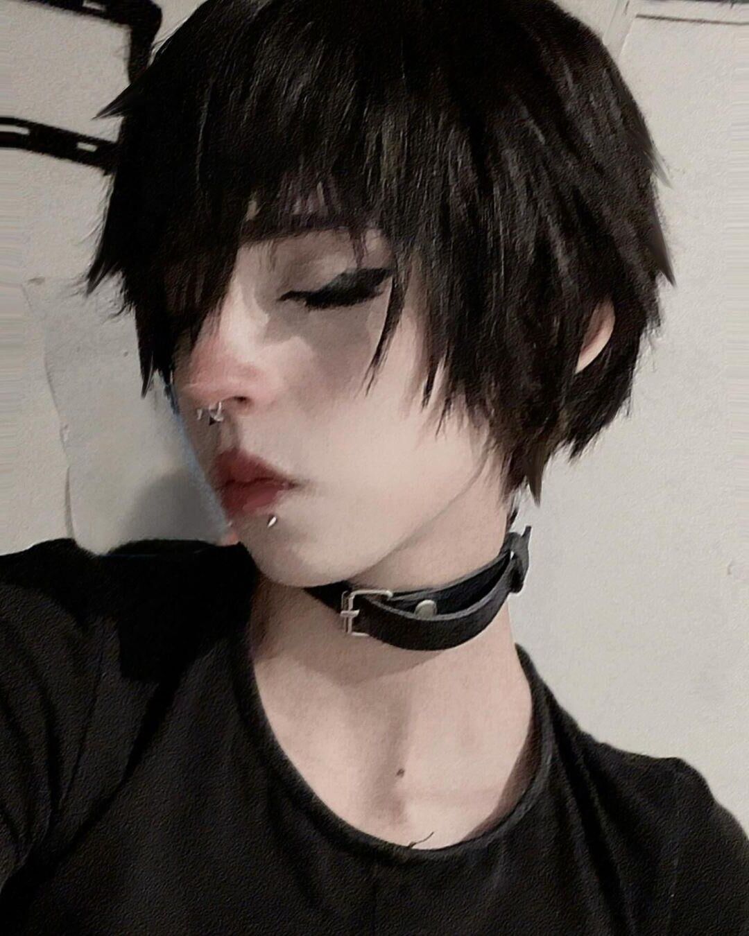 emo femboy cutie no desnuda