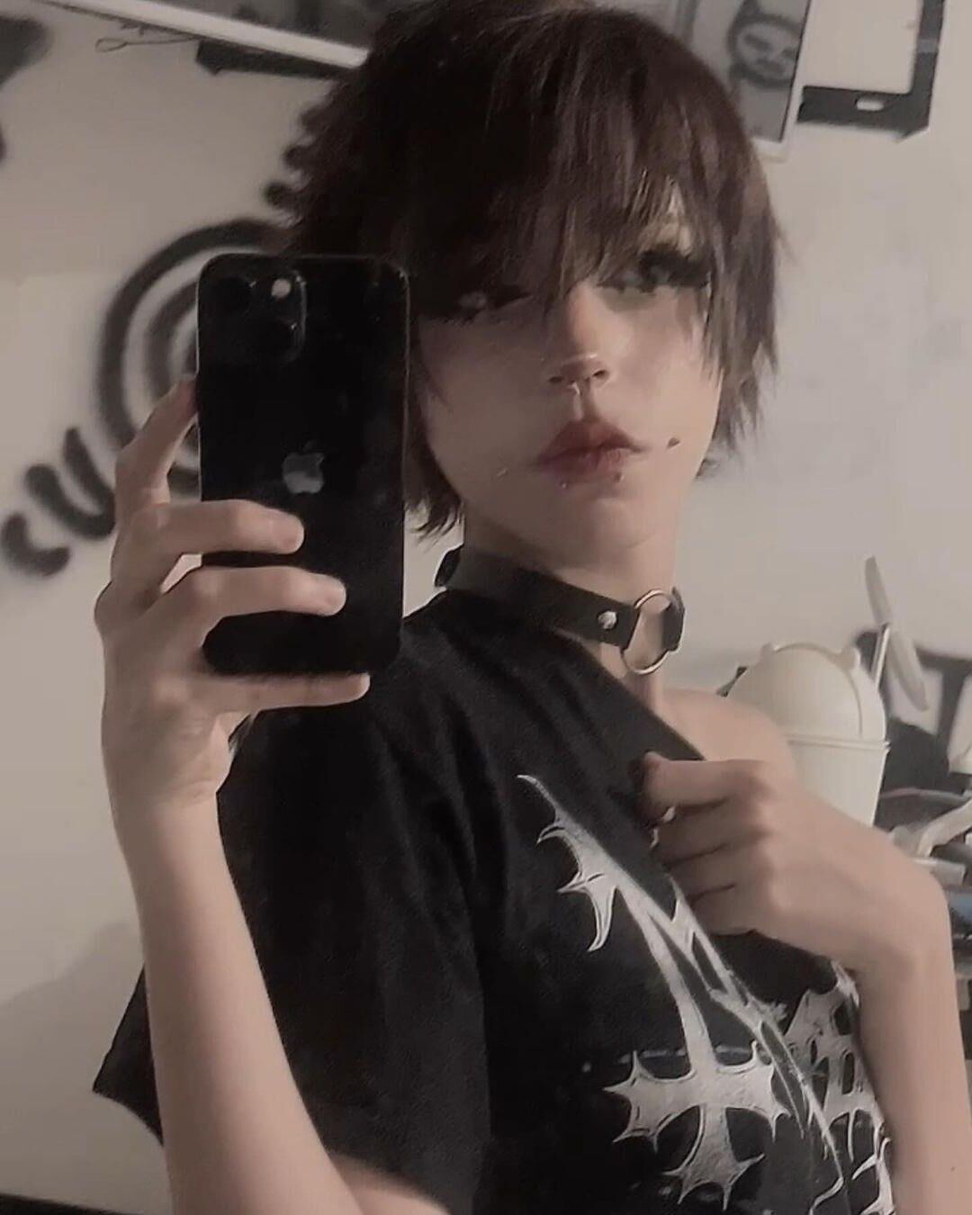 emo femboy cutie no desnuda