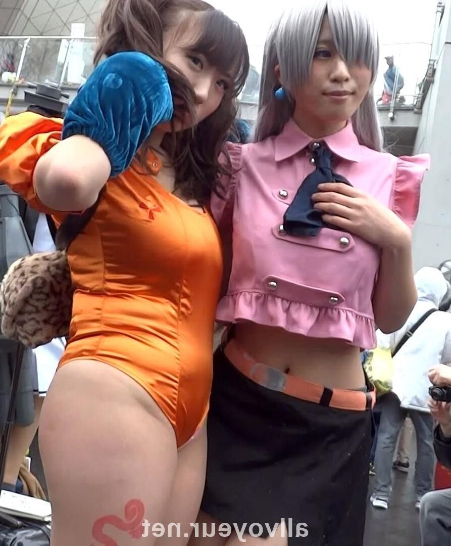 Adolescentes japonesas cosplay sexy downblouse y upskirts