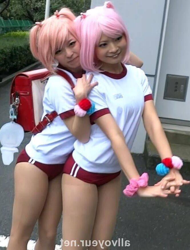 Adolescentes japonesas cosplay sexy downblouse y upskirts