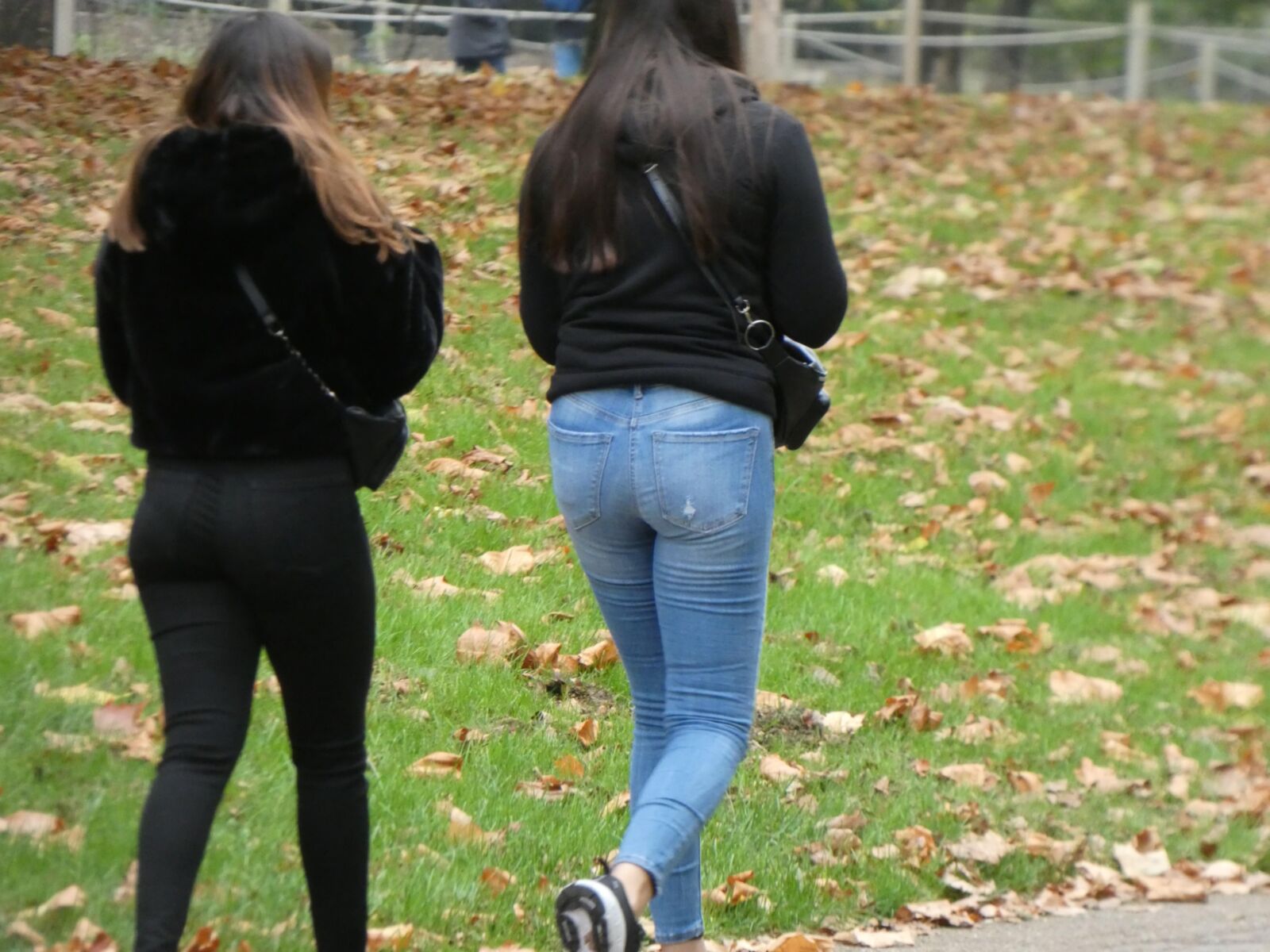 Lindas garotas em jeans