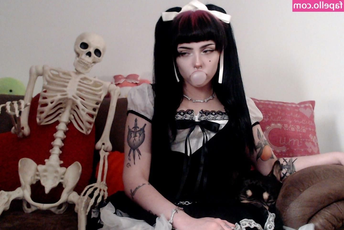 Emma Langevine Goth Bimbo