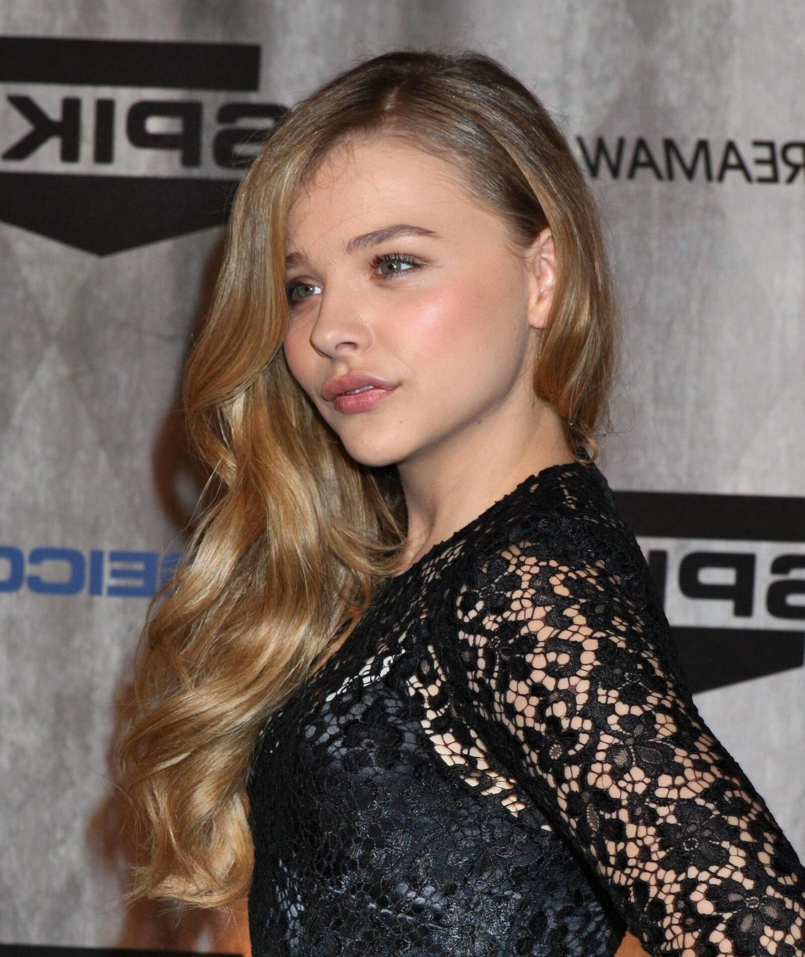 Chloe Grace Moretz, sem dúvida por que os produtores a contrataram