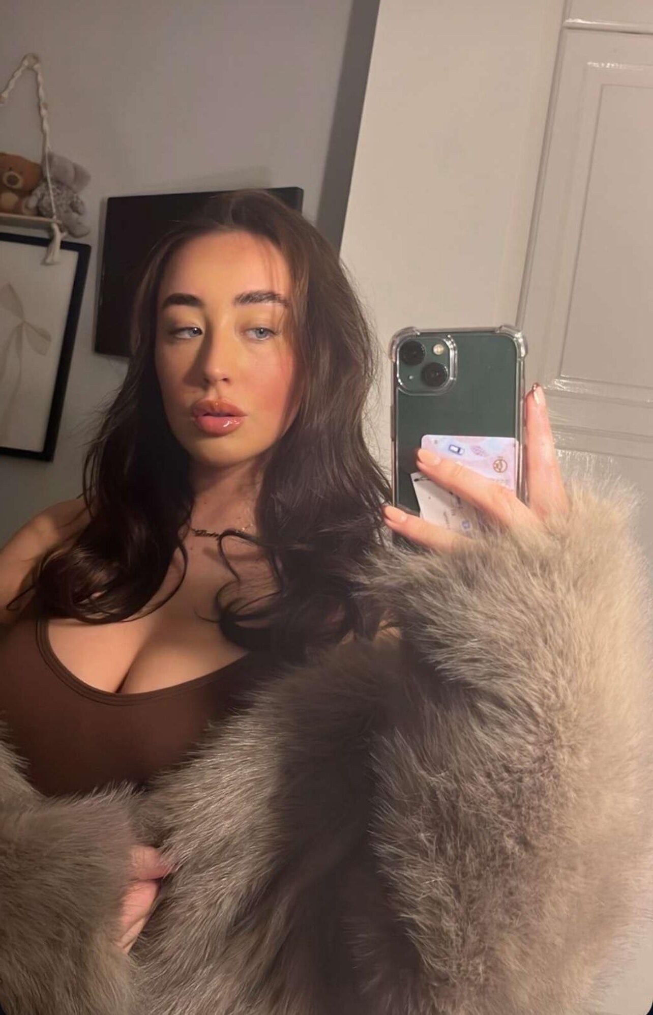 Chav insta amateur babes 