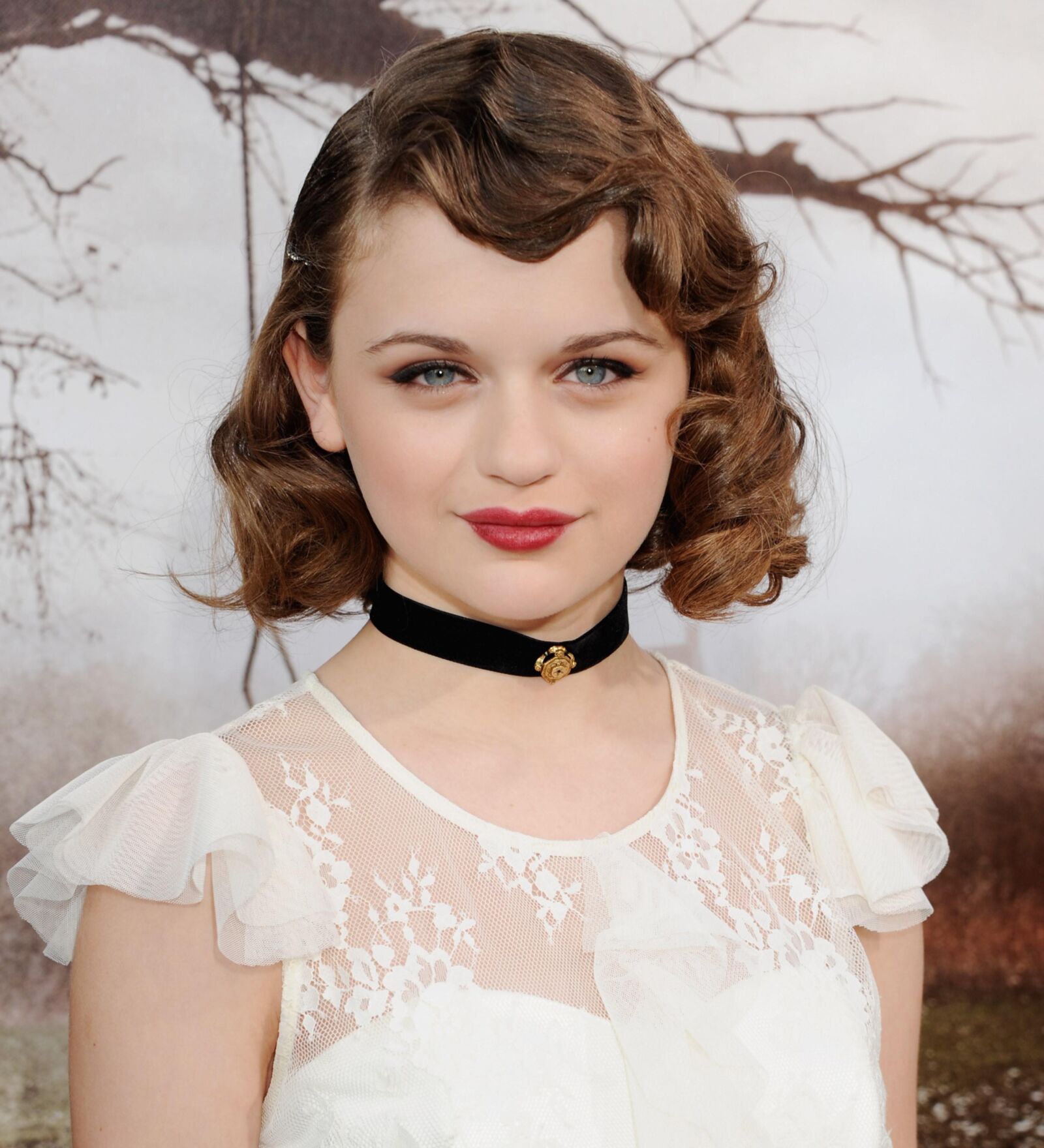 Joey King, sem dúvida por que os produtores a contrataram