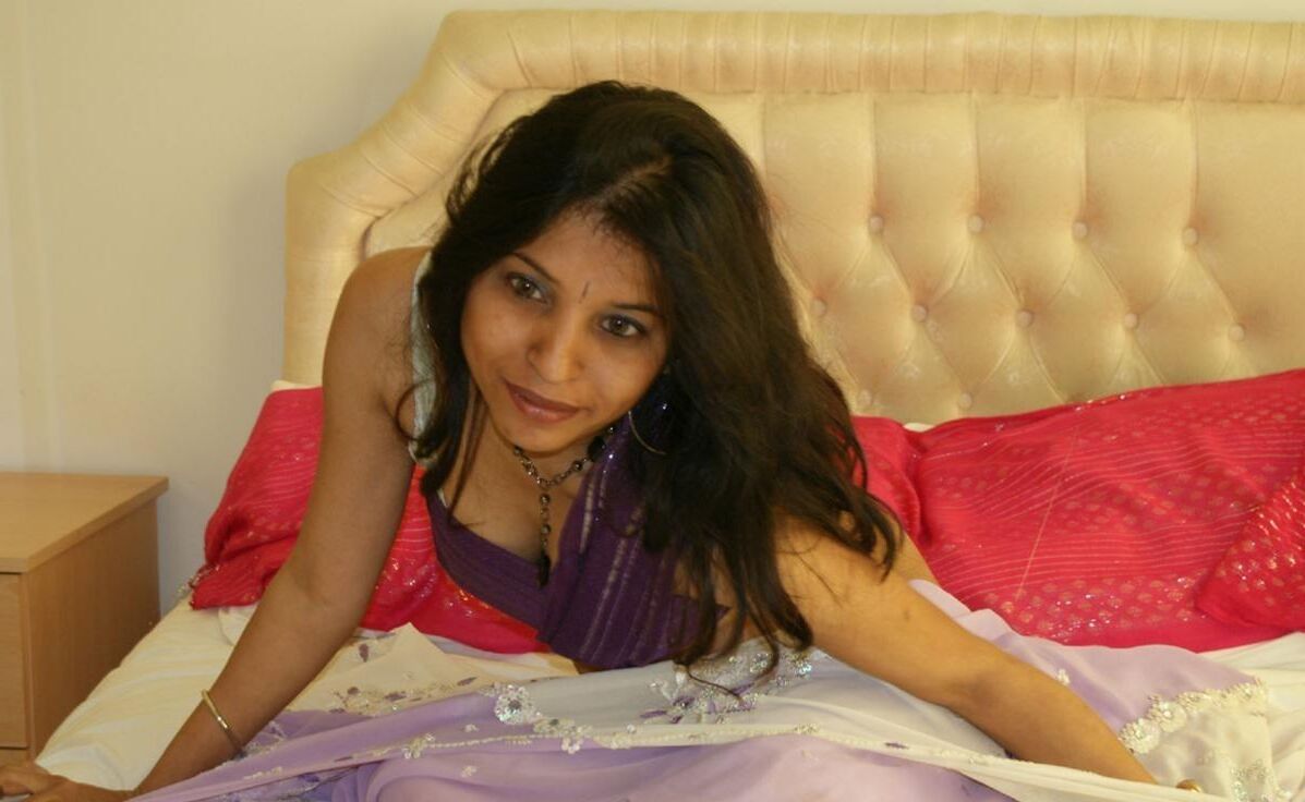 Sexy Desi Girls 