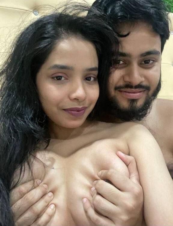 Muslim wife nude exposed by husband